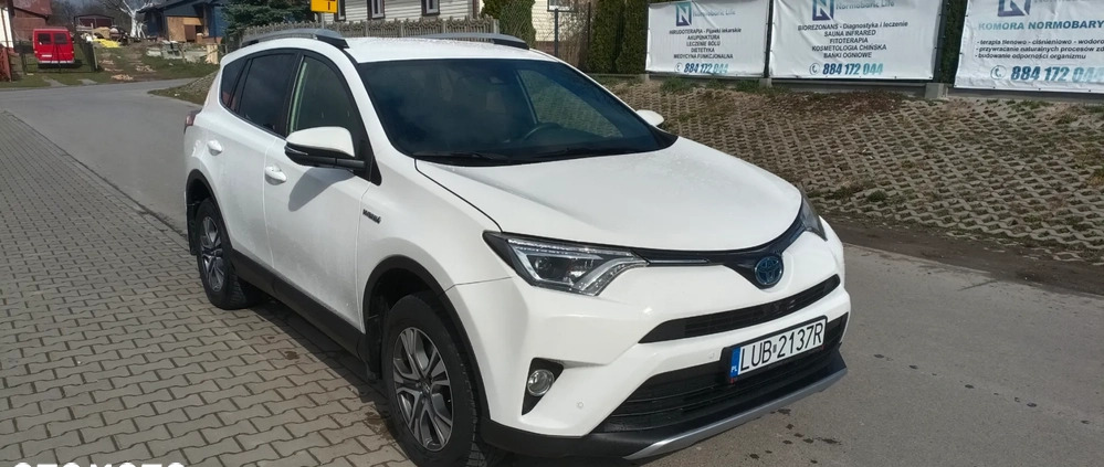 Toyota RAV4 cena 91500 przebieg: 108750, rok produkcji 2018 z Nekla małe 379